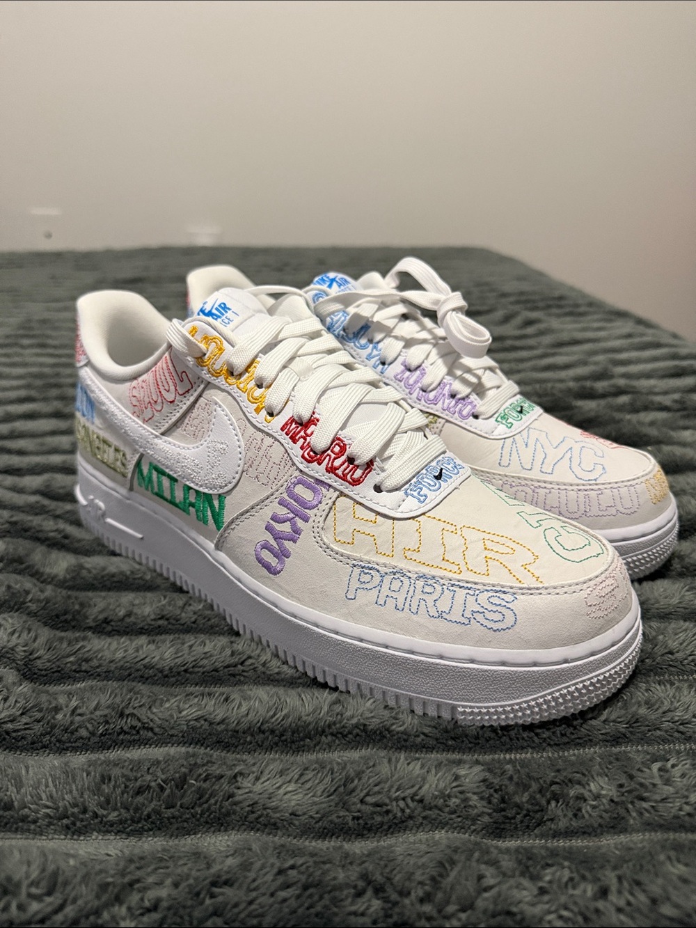 Nike Air Force 1 Low On Tour ‘82 White/Men Size 10